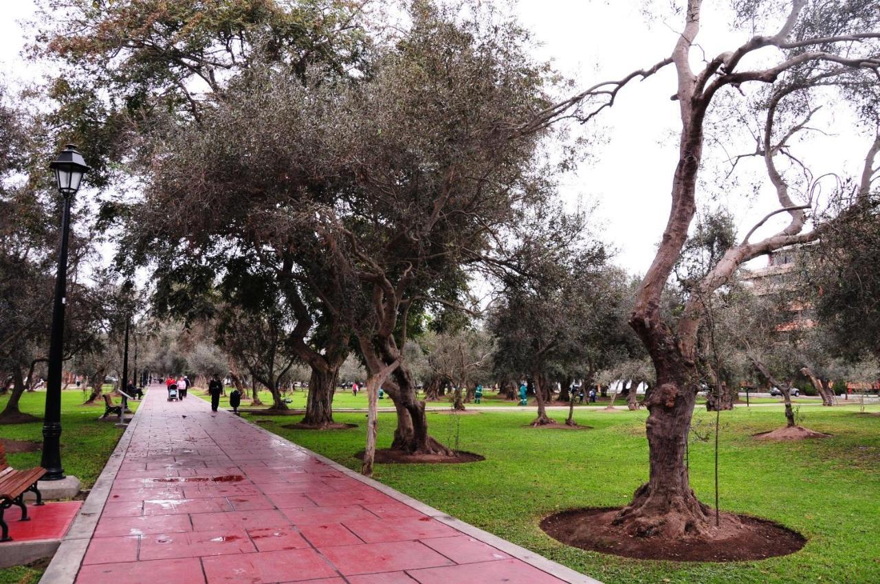 Radisson Hotel Plaza Del Bosque Λίμα Εξωτερικό φωτογραφία